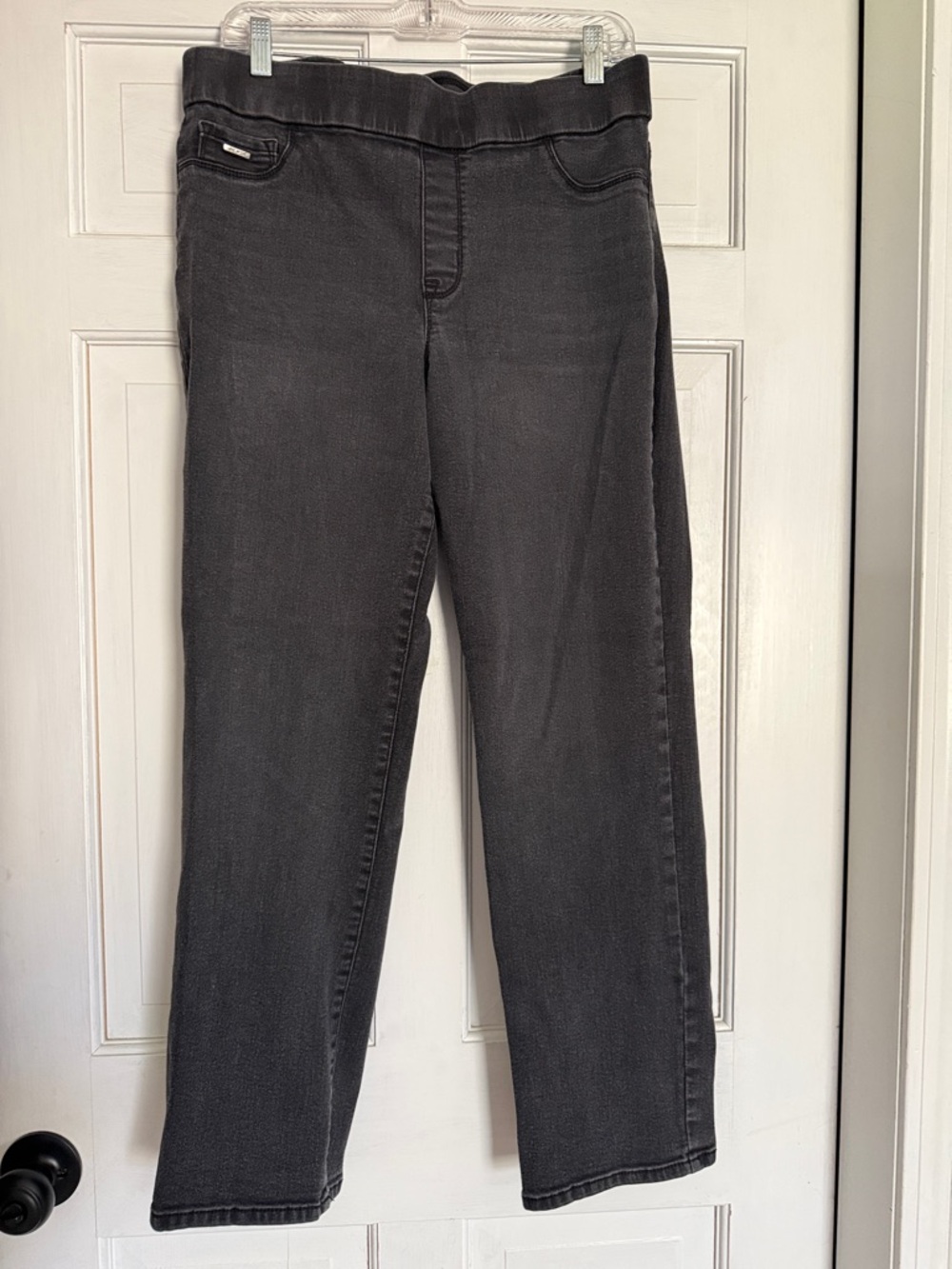 Nine West Straight Leg Pull-On Jeans in Dark Gray